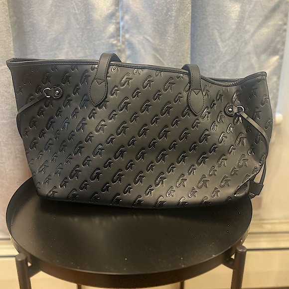 Glamaholic Handbags - Glamaholic Black Tote